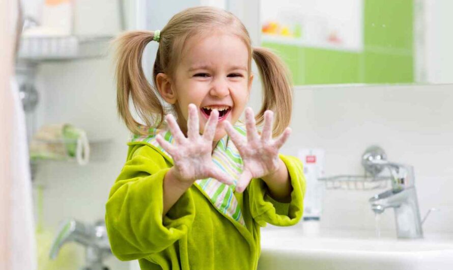 Как приучить ребенка регулярно мыть руки