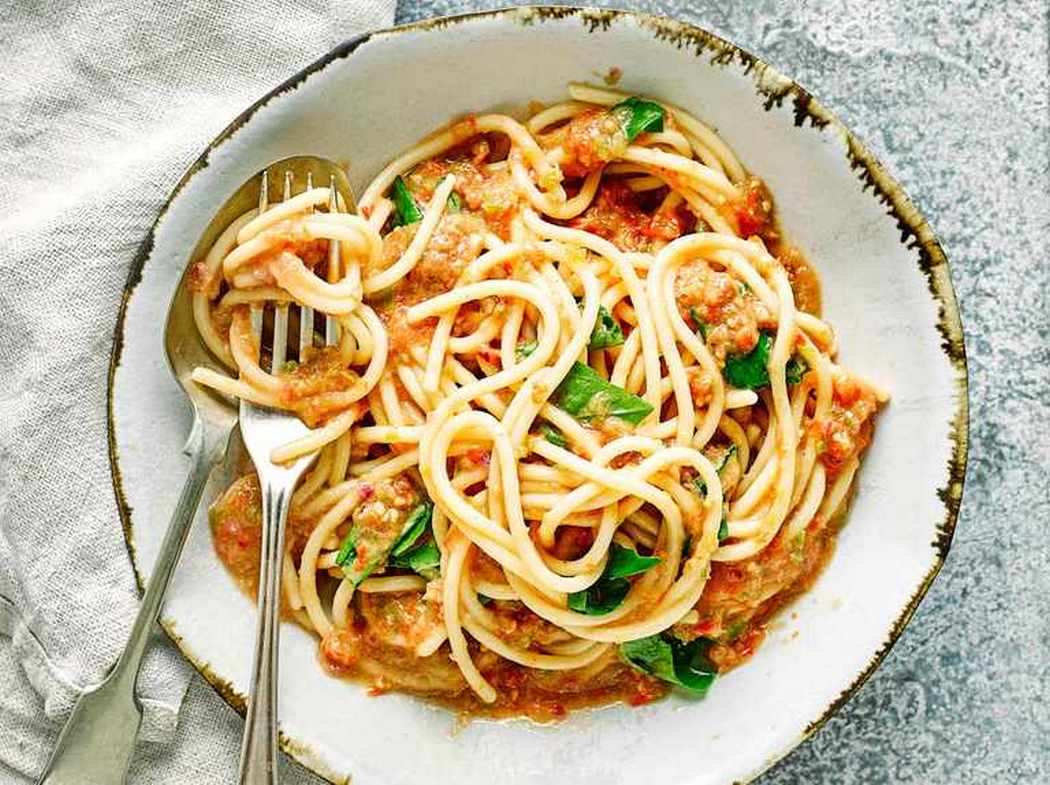 Рецепт спагетти с соусом гаспачо