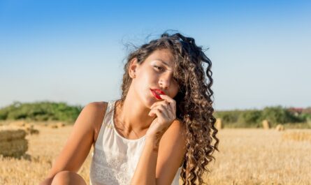 Советы эксперта: 3 правила, как ухаживать за волосами летом
